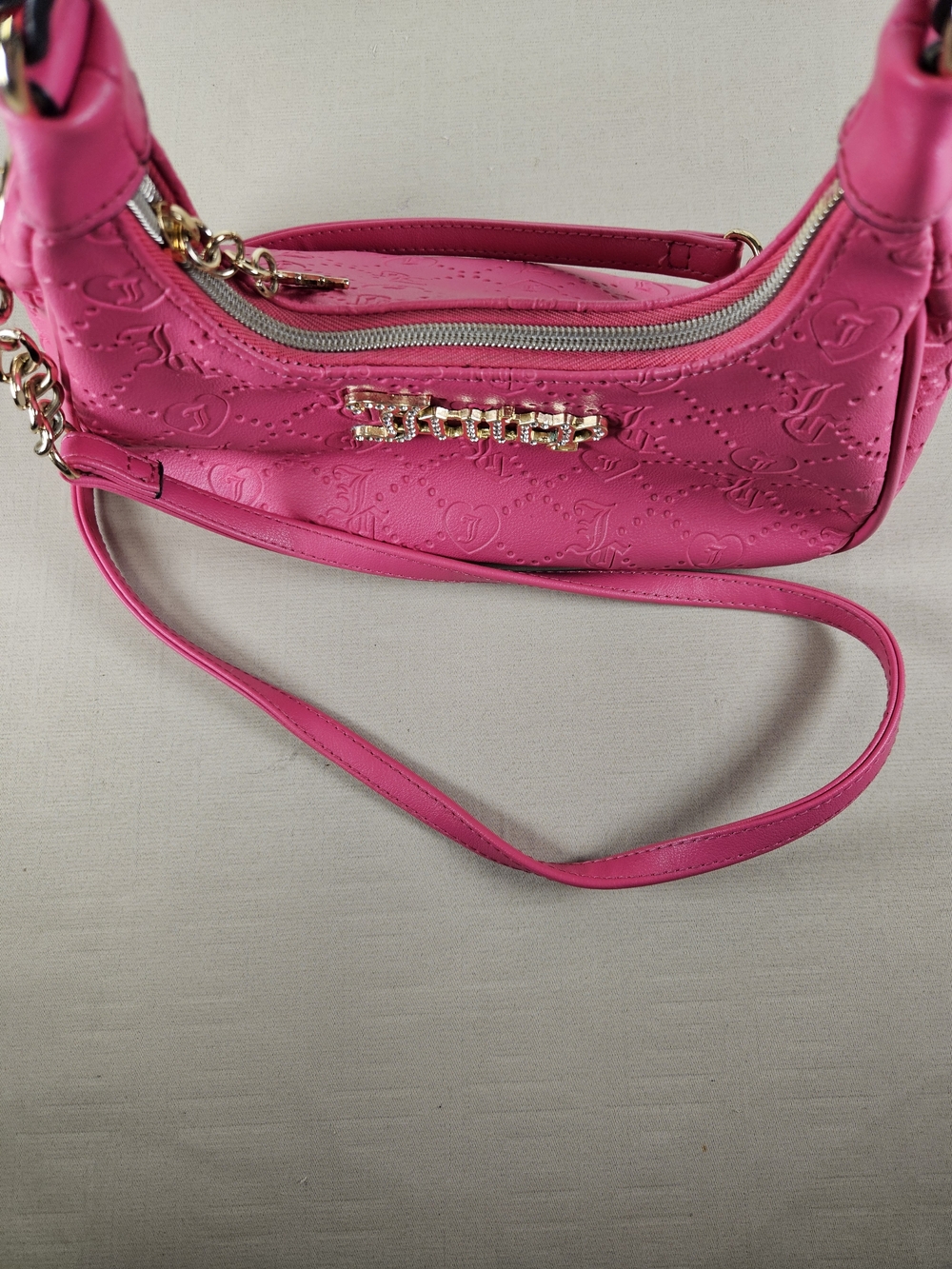 Juicy Couture Pink Shoulder Bag with Gold Logo - Picture 10 of 16